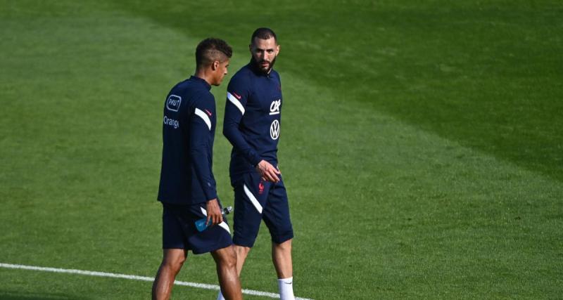  - Équipe de France : Benzema et Varane s’entrainent toujours à l’écart 