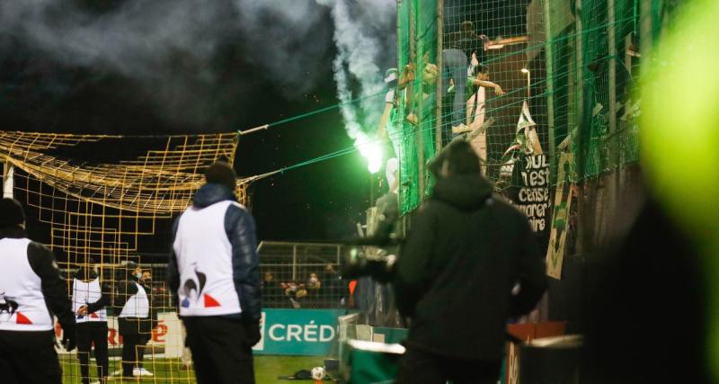  - ASSE : une nouvelle banderole cinglante a fleuri devant Geoffroy-Guichard 