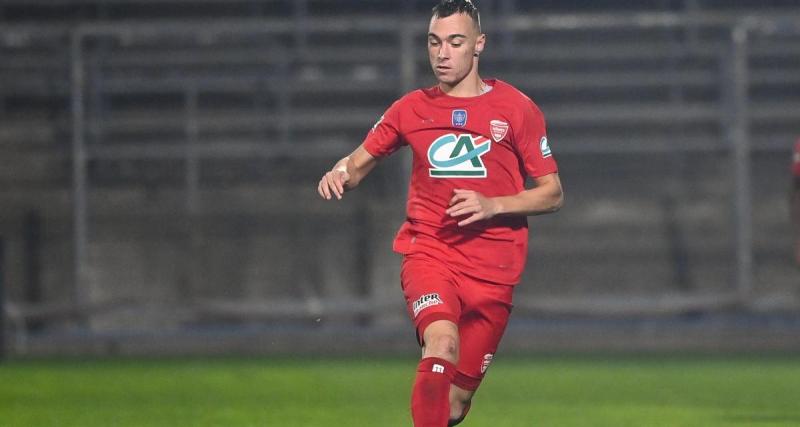  - Coupe de France : le match entre Montauban et Nîmes marqué par des incidents en tribunes