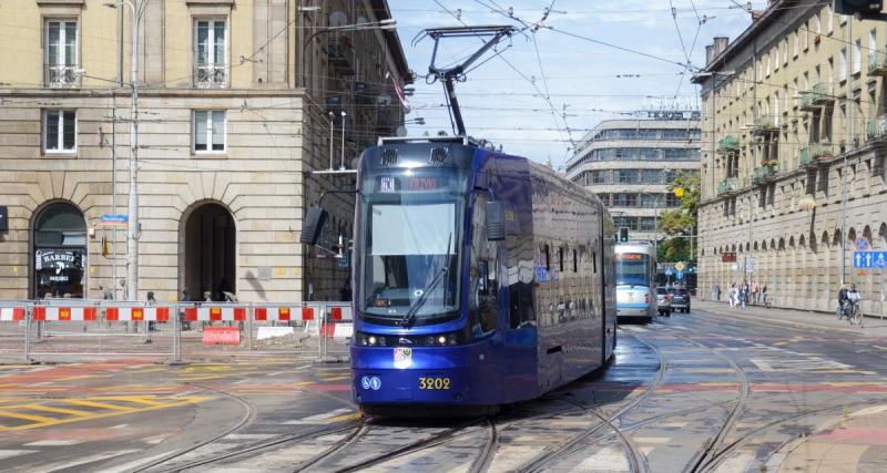  - Verbalisé parce qu'il roulait sur la voie du tramway, cet automobiliste handicapé obtient gain de cause au tribunal