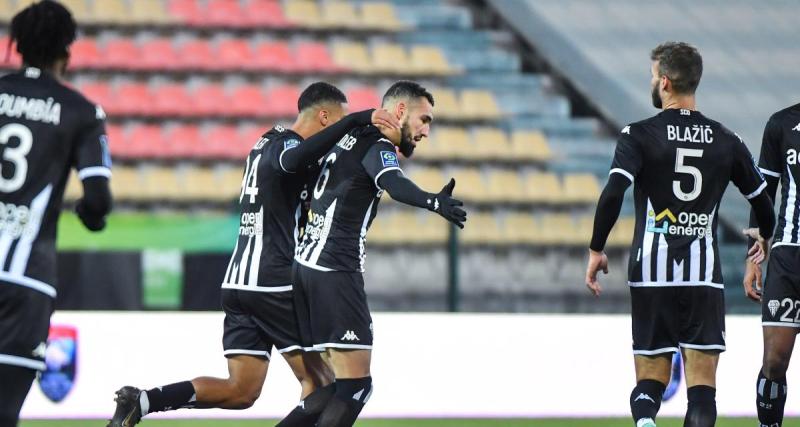  - Auxerre accroche Angers en amical