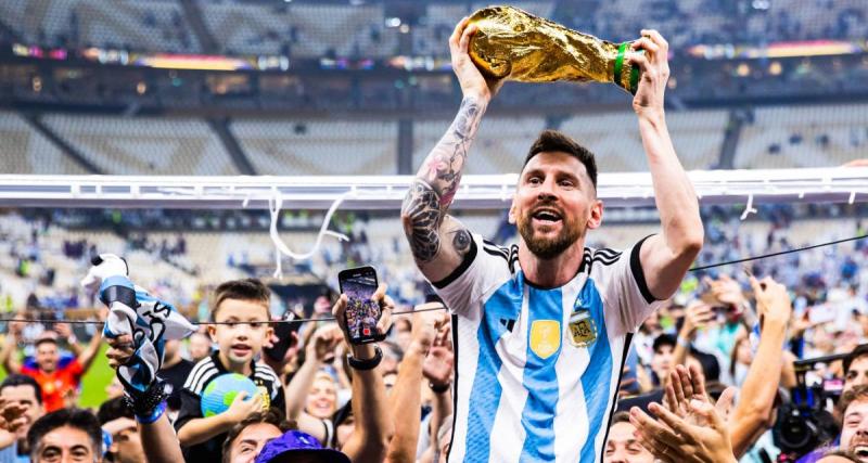  - Argentine : l'ambiance monumentale à Buenos Aires où les champions du monde sont arrivés 