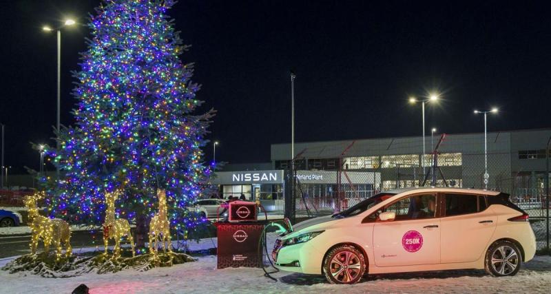  - Ces illuminations de Noël sont alimentées en électricité par une Nissan Leaf