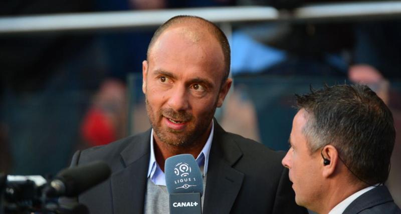  - Équipe de France : Dugarry calme le jeu sur Deschamps mais veut "lancer un débat"