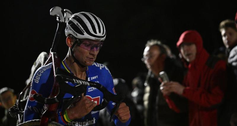  - Cyclo-cross : Van der Poel remporte le match à trois de Gavere