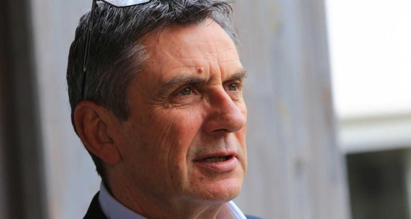  - Rugby : Patrick Buisson en pôle position pour reprendre la présidence de la FFR par intérim 