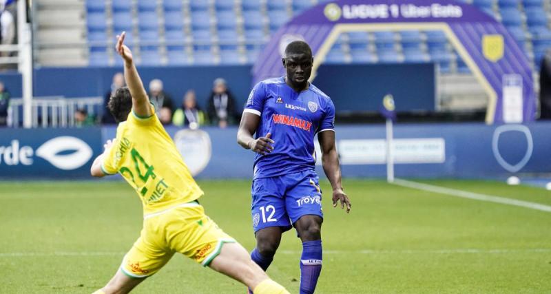  - Le FC Nantes accroché à Troyes, Angers tombe en Corse