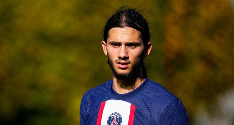  - PSG : un jeune talent du centre de formation signe son premier contrat pro !