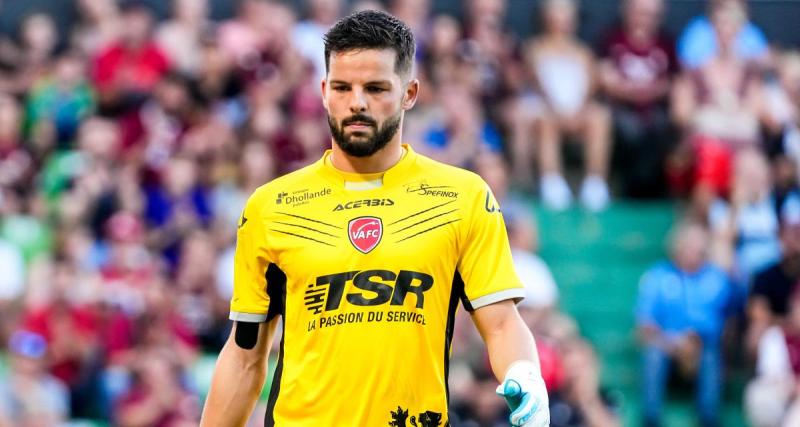  - ASSE : Larsonneur colle un premier éclat à Dreyer et Green