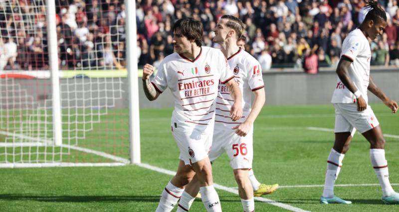  - Le Milan l'emporte difficilement et met la pression sur Naples 