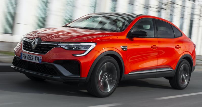  - Renault Arkana restylé : le SUV coupé se fera plus cossu en 2024