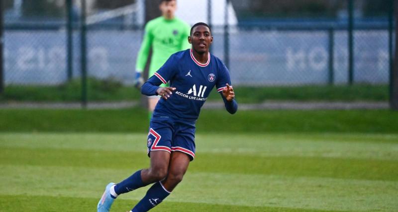  - PSG : Ayman Kari signe son premier contrat professionnel (off)