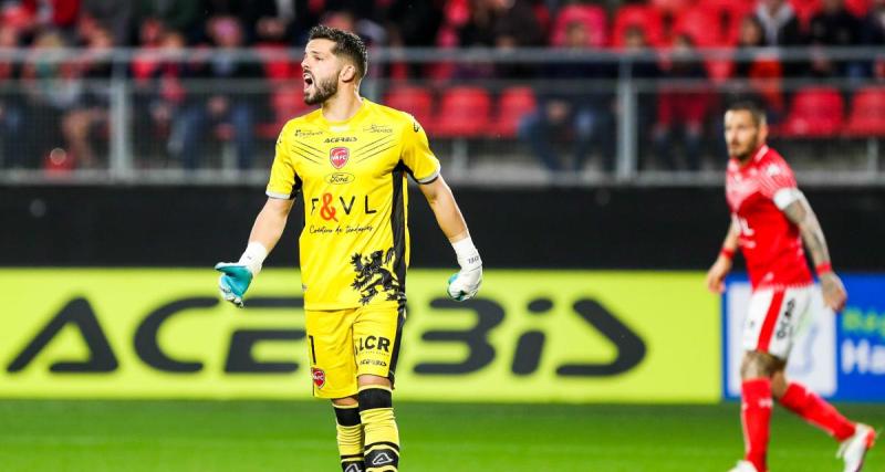  - ASSE - Mercato : Larsonneur en Vert, c'est officiel !