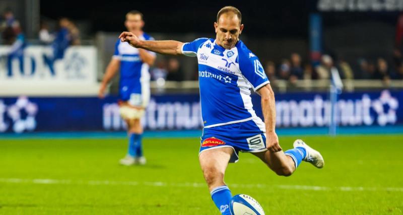  - Castres : la transformation complètement ratée face aux perches de Benjamin Urdapilleta (VIDÉO)