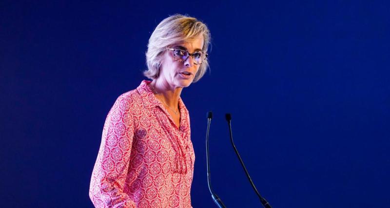  - FFF : Florence Hardouin mise à pied ! (off)