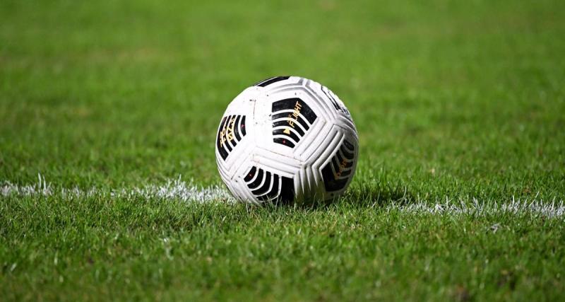  - Un adulte qui se faisait passer pour un U17 radié par la FFF ! 