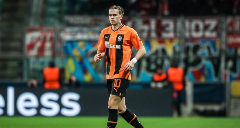  - Arsenal : Mudryk s’affiche avec un maillot des Gunners, transfert imminent ?