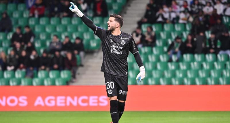  - ASSE : Gautier Larsonneur déjà dans l’histoire stéphanoise