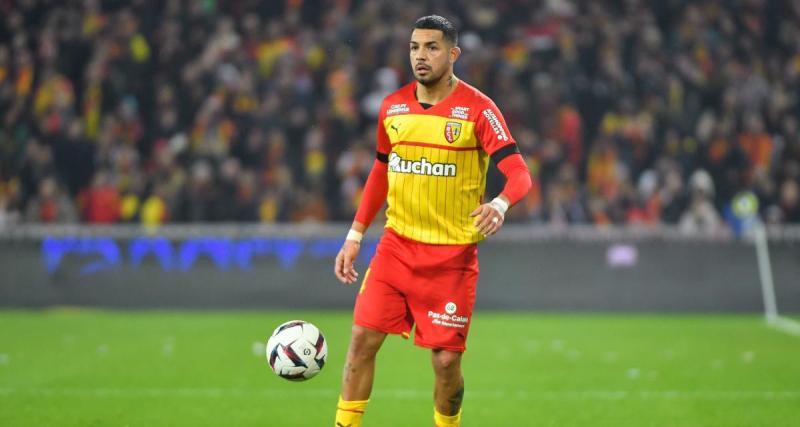  - Lens : quand les joueurs annoncent eux-mêmes la prolongation de Medina ! (Officiel)