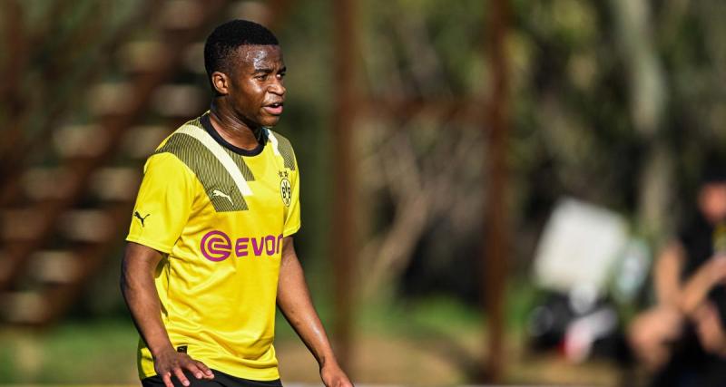  - FC Barcelone - Mercato : coup de froid pour la piste Moukoko ! 