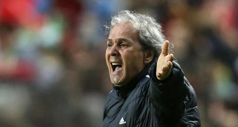  - Algérie : les supporters rendent hommage à Madjer 