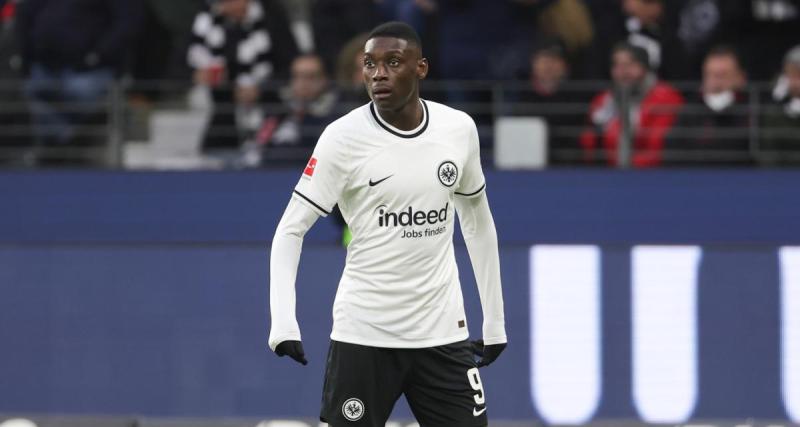  - Équipe de France : le directeur sportif de Francfort assure que Kolo Muani restera en Allemagne