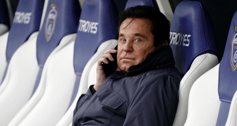  - Nantes : quand Waldemar Kita se fait bien chambrer par les supporters de Thaon en Coupe de France