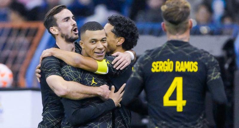  - PSG : Kylian Mbappé - Aya Nakamura ensemble, la photo qui fait le buzz !