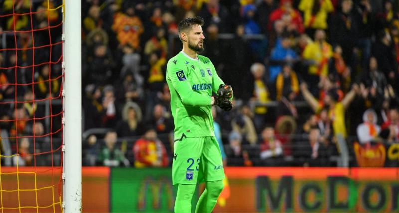  - 🚨 Lille : Costil signe chez les Dogues ! (officiel)