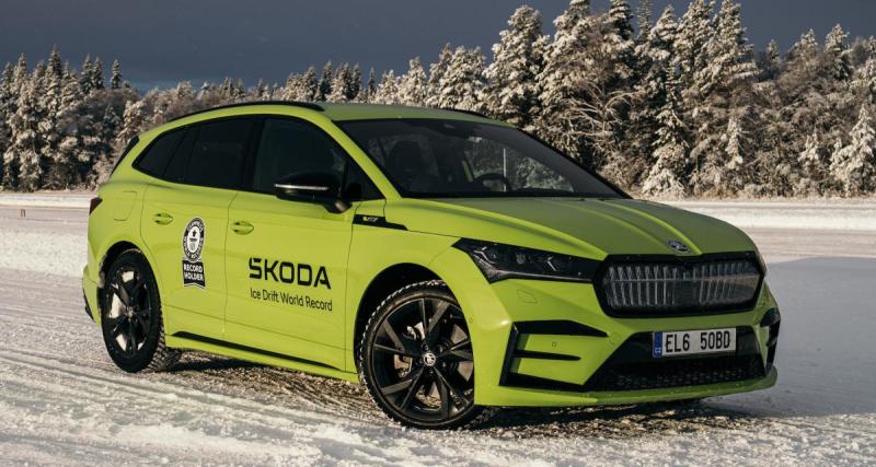  - Le Skoda Enyaq RS iV signe le record du monde du plus long drift sur glace