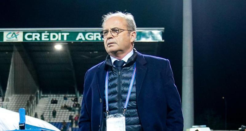  - PSG : une pluie de critiques s'abat sur Luis Campos après le mercato