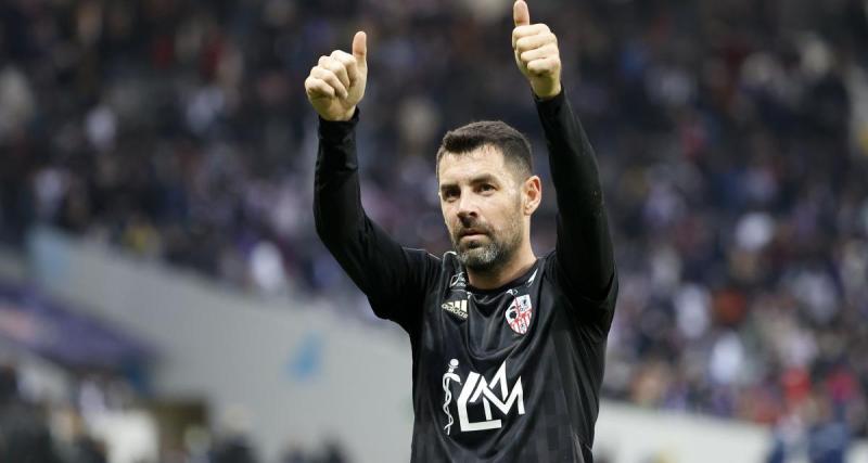  - Ajaccio : Mangani opéré en urgence d'un pneumothorax