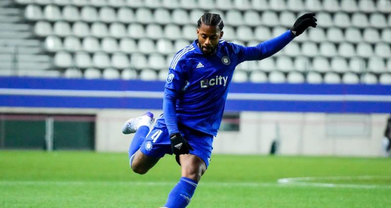  - Versailles : Le magnifique coup franc de Jeremain Lens contre Bourg-en-Bresse (vidéo)