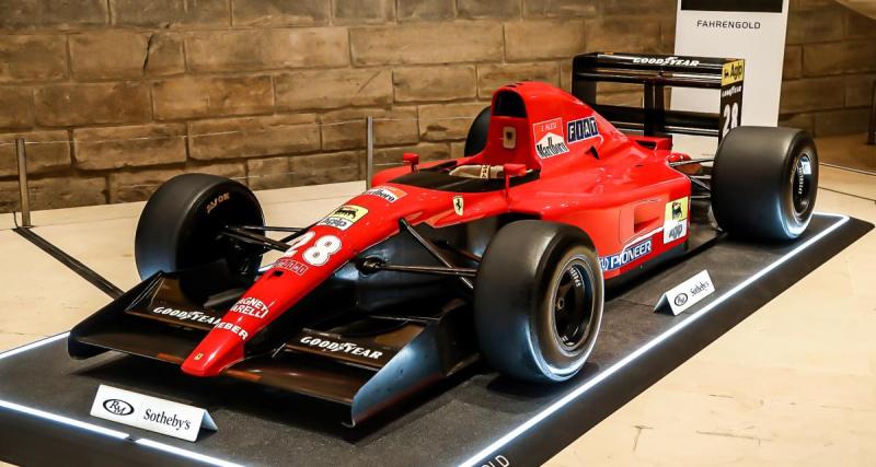  - Pilotée par Jean Alesi, cette monoplace Ferrari 643 a été vendue pour plusieurs millions d’euros