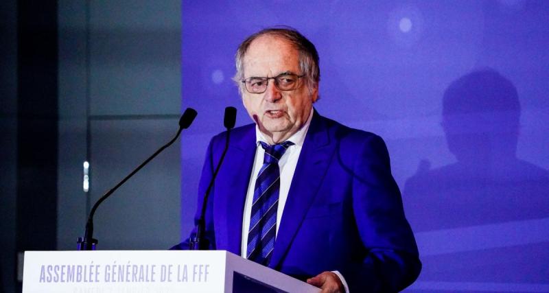  - FFF : caresse, plan à trois, SMS... Noël Le Graët encore visé !