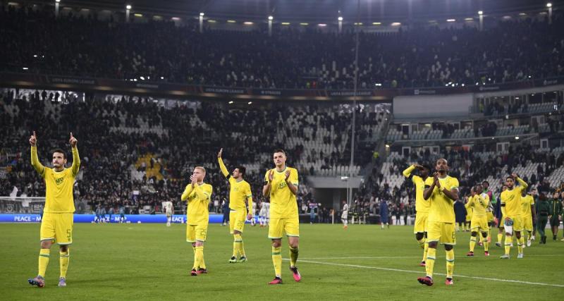  - FC Nantes : Pierre Ménès fait des courbettes devant les héros nantais à Turin 