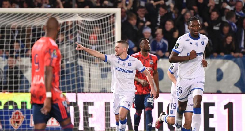  - 🚨 Auxerre - OL : renversés en deux minutes par l'AJA, les Gones retombent dans leurs travers !