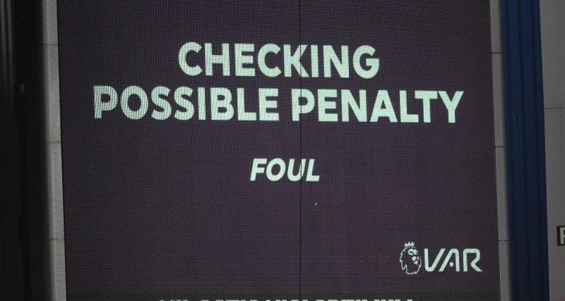  - Lee Mason a quitté ses fonctions d'arbitre après son erreur entre Brentford et Arsenal