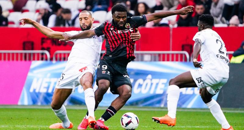  - À la mi-temps, Reims résiste à Nice