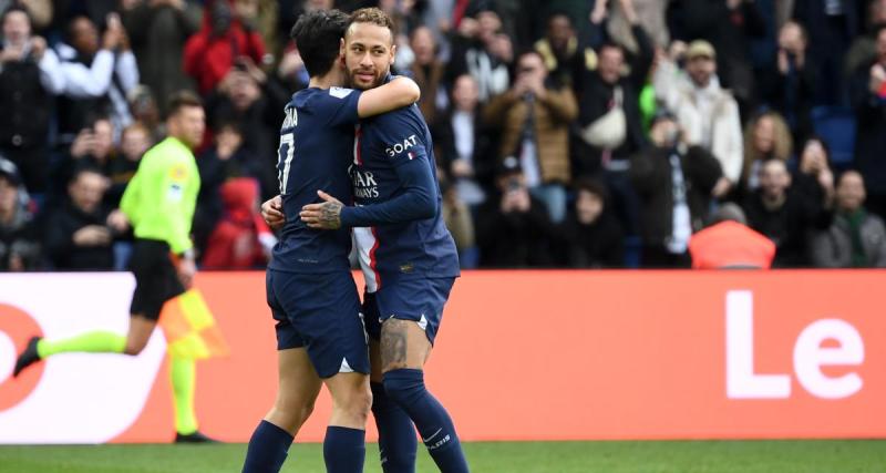  - Le PSG est dominé mais mène à la pause