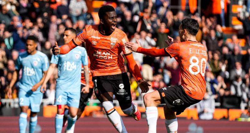  - Ligue 1 (J24) : Lorient, Monaco et Rennes mènent, Troyes et Montpellier dos à dos... Les scores à la pause