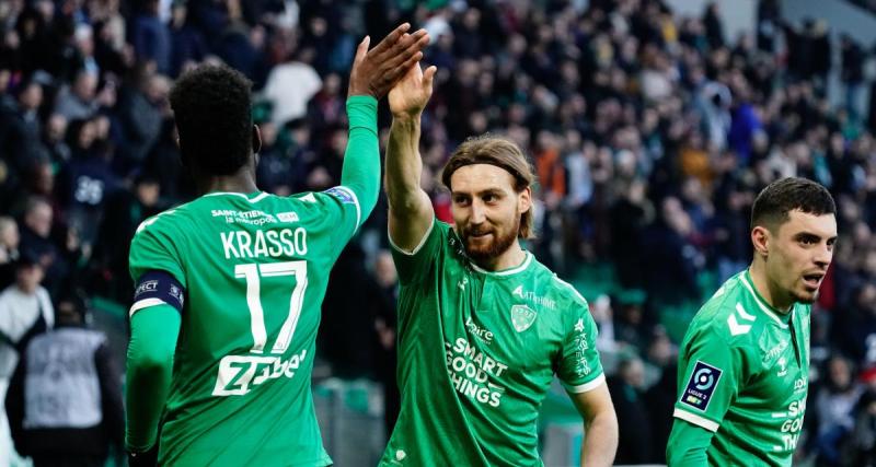  - Nîmes - ASSE en direct : les Verts enchaînent la passe de trois face aux Crocos (revivez le match)