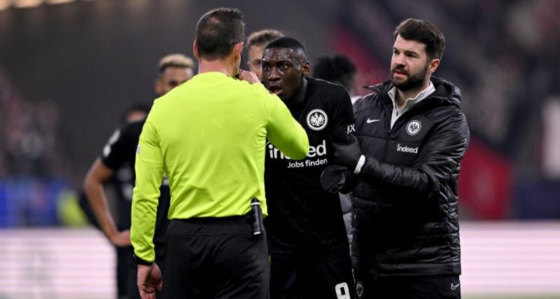  - Eintracht Francfort - Naples : Randal Kolo Muani voit rouge après une vilaine semelle sur Zambo Anguissa (VIDÉO)