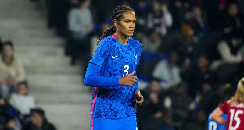  - Équipe de France (F) : Wendie Renard soutenue par des grands noms du football féminin