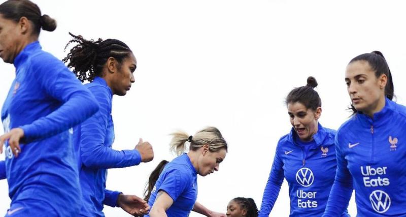  - Football : les Bleues mamans pourront-elles emmener leur enfant au Mondial ?