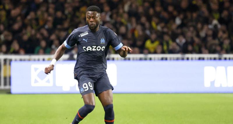  - OM : Mbemba a des « regrets » après la défaite contre Paris et encense Payet et Vitinha