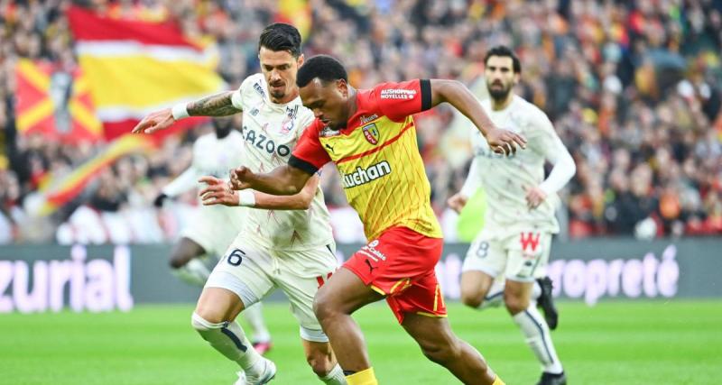  - Lens mène à la pause contre Lille 