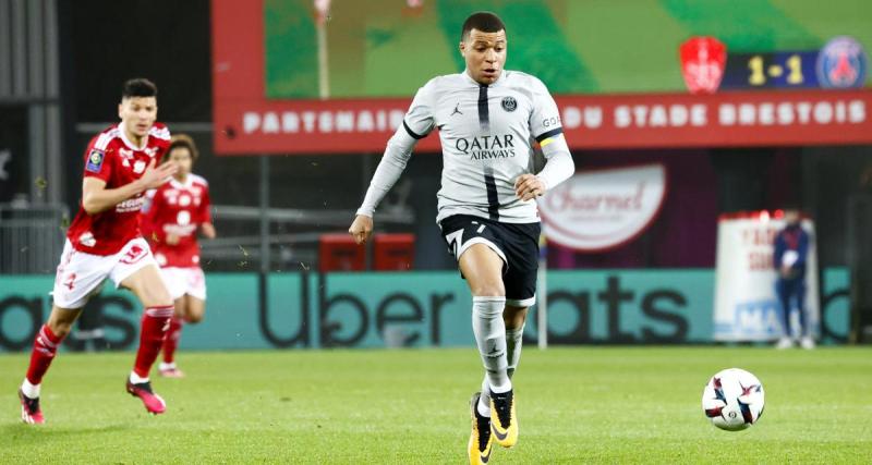  - Pierre Lees-Melou (Brest) sur le mauvais geste de Mbappé : "J'aimerais savoir si tous les joueurs qui feraient ça auraient la même sanction"