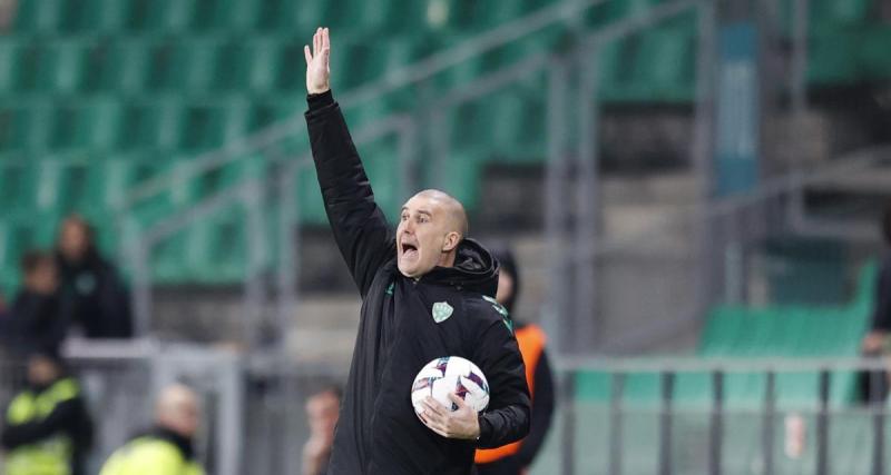  - ASSE : Batlles a pris la défense de Nkounkou après Amiens