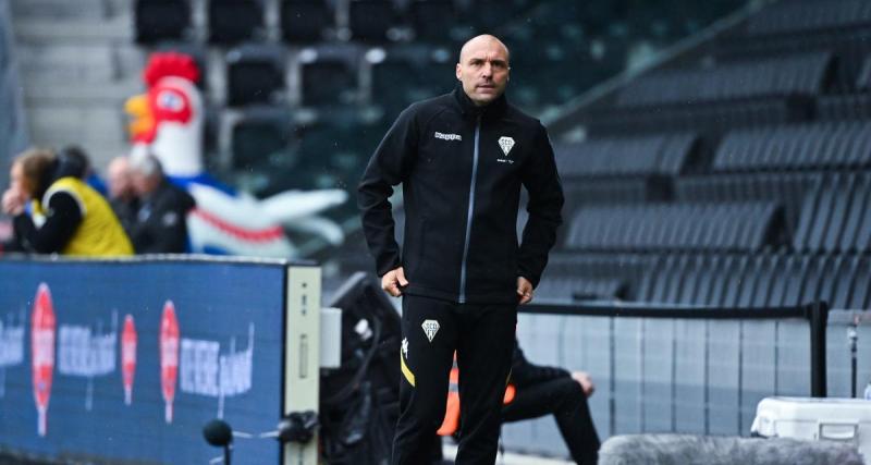  - Angers : Dujeux devrait rester sur le banc jusqu’à la fin de saison